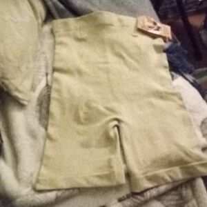 Shapermint Essentials Cream High-Waisted Shorts